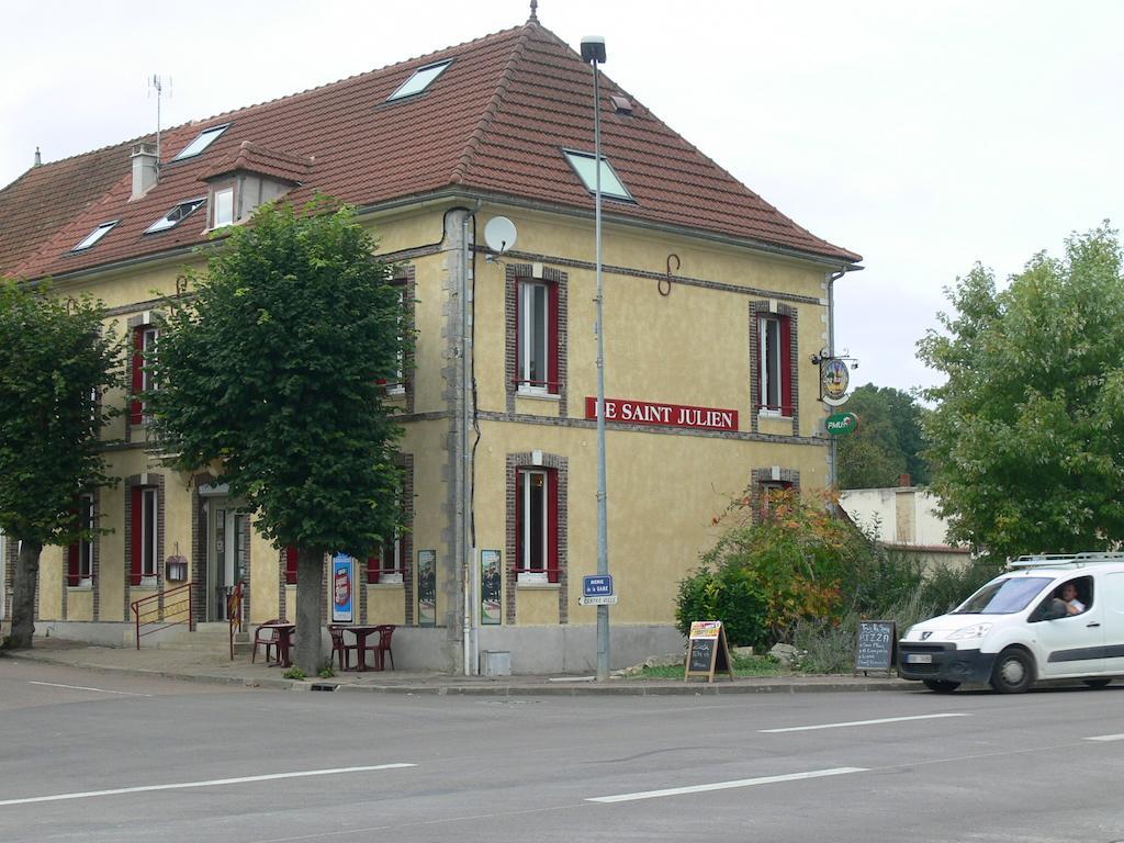 Hotel Le Saint Julien Exterior foto